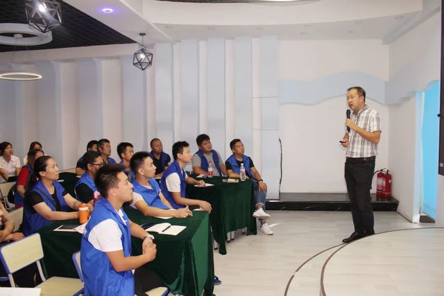 乾港公共課 乾港公共課